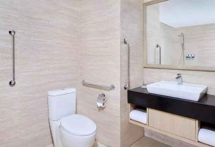 デラックスルーム, Four Points By Sheraton Makassar
