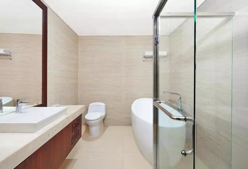 エクゼクティブスイート, Four Points By Sheraton Makassar