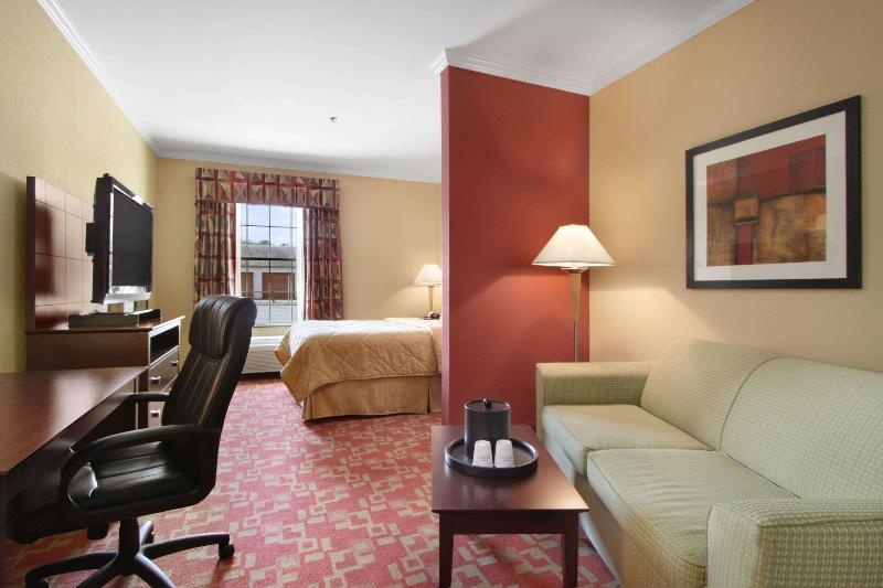 带大床的标准间, Hampton Inn & Suites Albuquerque Airport