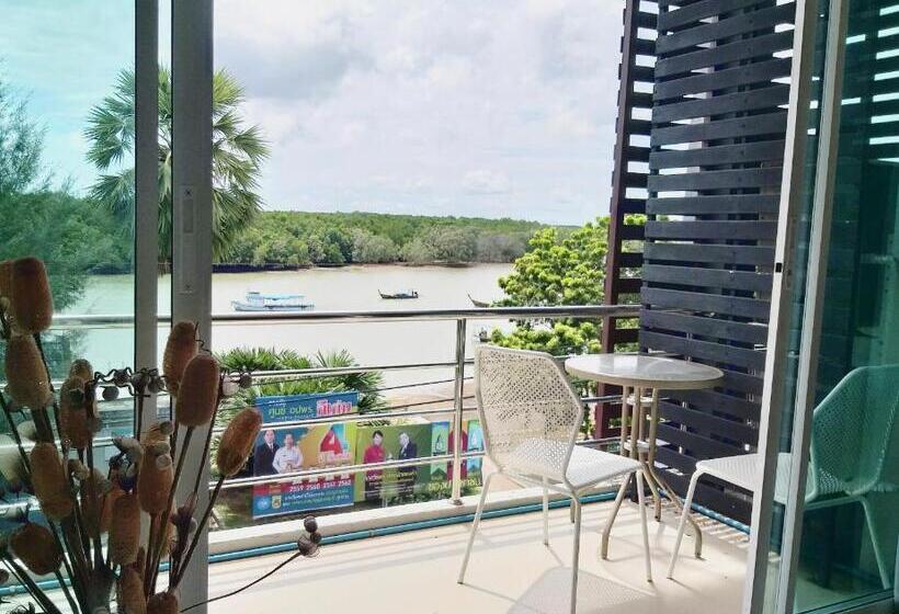 디럭스 룸, Krabi Riverview