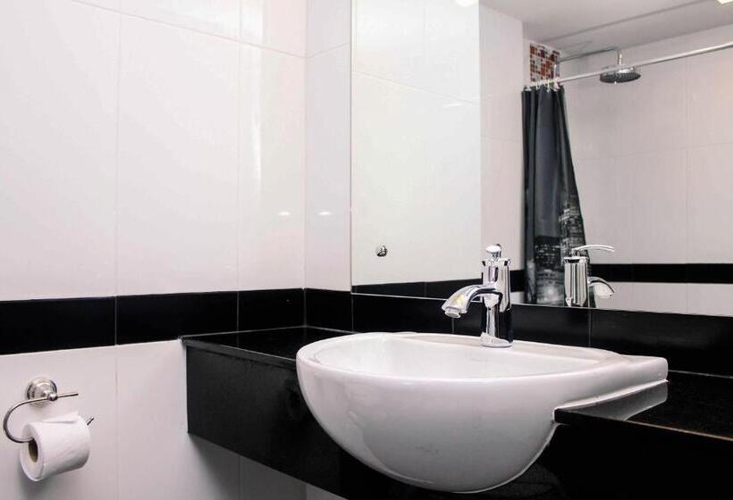 اتاق لوکس, Lub Sbuy House Hotel   Sha