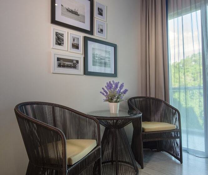 Люкс 2 Спальни, Mercure Kota Kinabalu City Centre