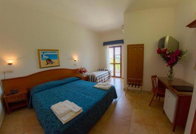 스탠다드 트리플 발코니 룸, Orchidea