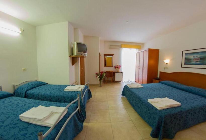 발코니가 있는 4인용 스탠다드 룸, Orchidea