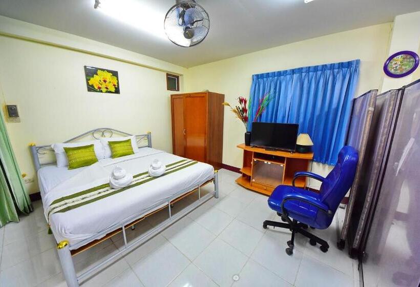 اتاق خانوادگی, Saithong House