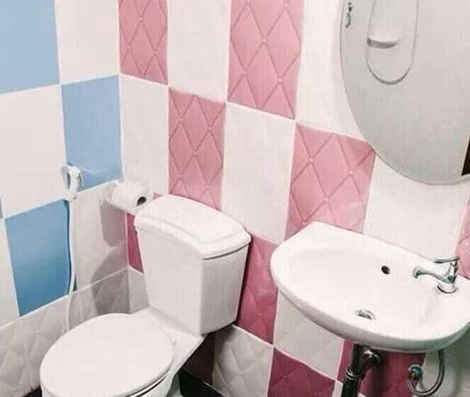 اتاق استاندارد, Saithong House