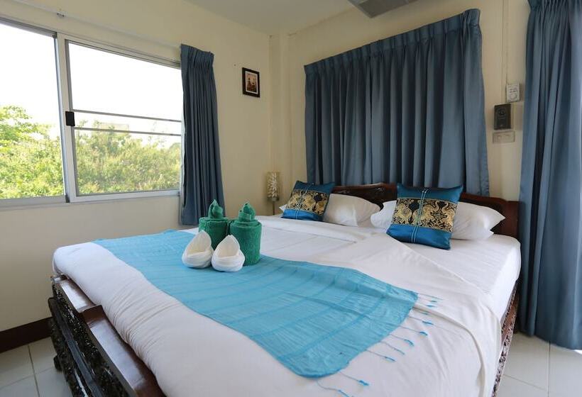 اتاق استاندارد, Saithong House