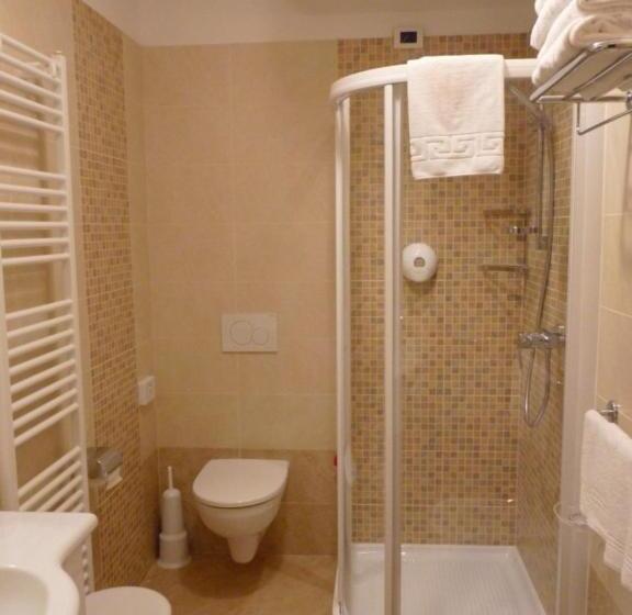 סוויטה, Select