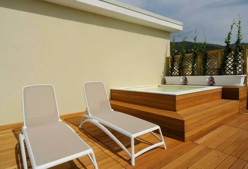 1 Bedroom Penthouse Apartment, Residence San Marco Suites&apartments Alassio