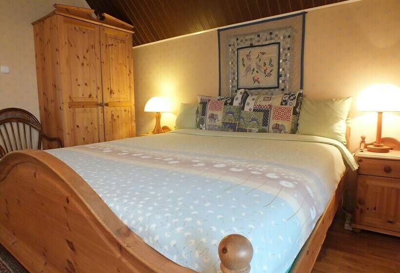 اتاق خانوادگی, Villa žvejų 29