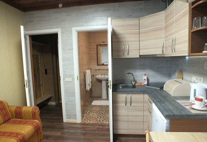 استودیو خانوادگی, Villa žvejų 29