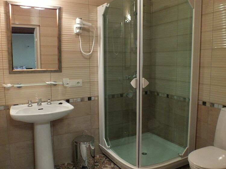 استودیو خانوادگی, Villa žvejų 29