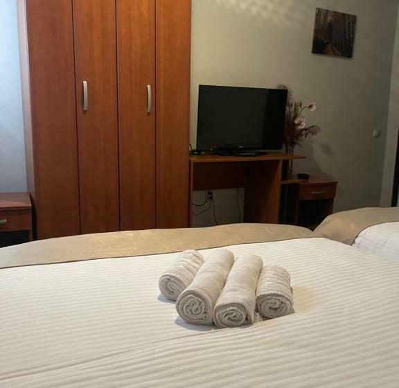 اتاق استاندارد سه نفره, Sobe Na Jošanici