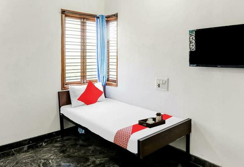 اتاق کلاسیک سه تخته, Oyo Pool Villa Premium Home Stay Mysore