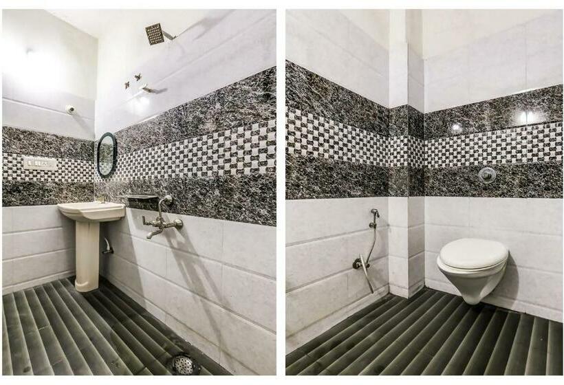 اتاق کلاسیک سه تخته, Oyo Pool Villa Premium Home Stay Mysore