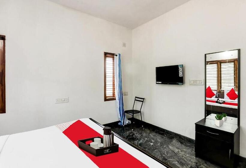 اتاق کلاسیک سه تخته, Oyo Pool Villa Premium Home Stay Mysore