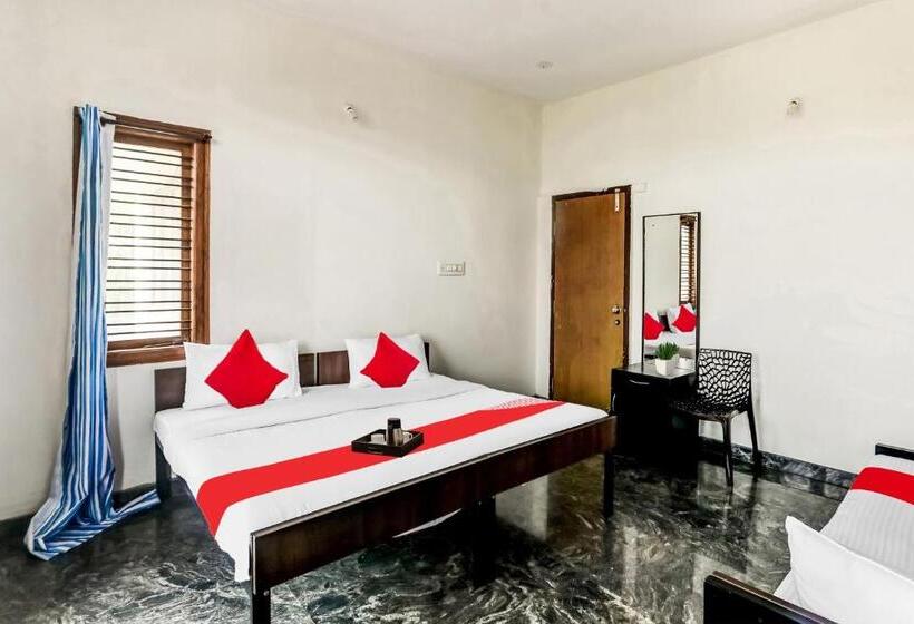 اتاق کلاسیک سه تخته, Oyo Pool Villa Premium Home Stay Mysore