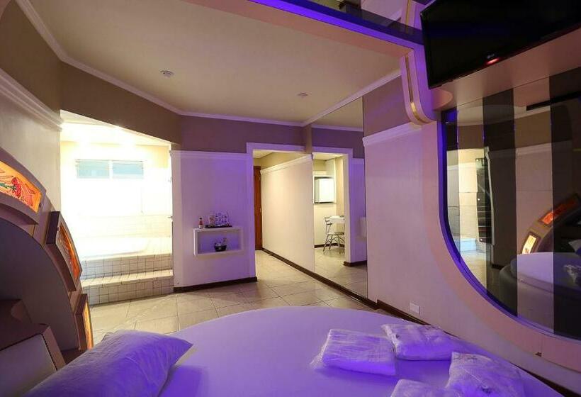 ハイドロマッサージバス付きスイート, Liberty Motel