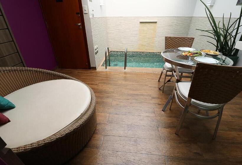 プレジデントスイートルーム, Liberty Motel