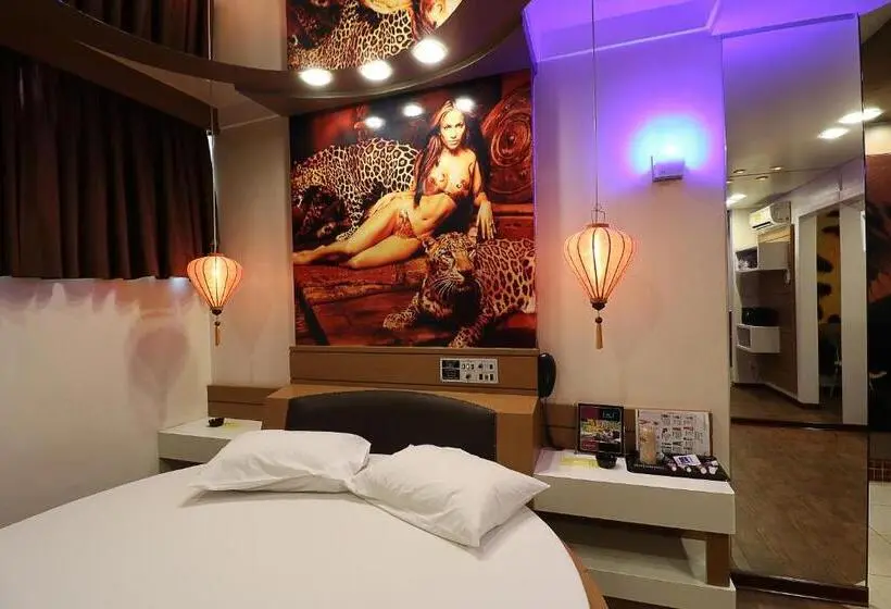 Deluxe-sviitti, Liberty Motel