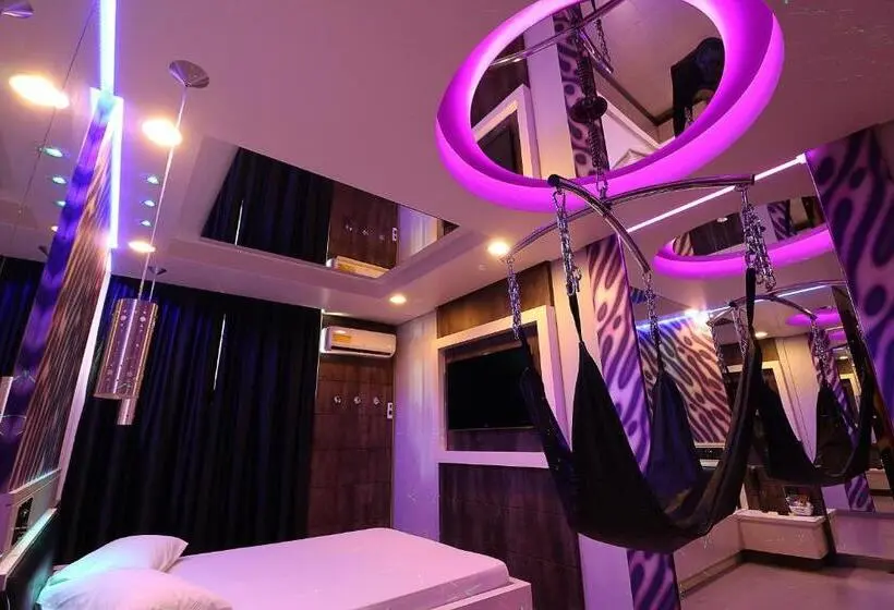 Sviitti Poreallas, Liberty Motel
