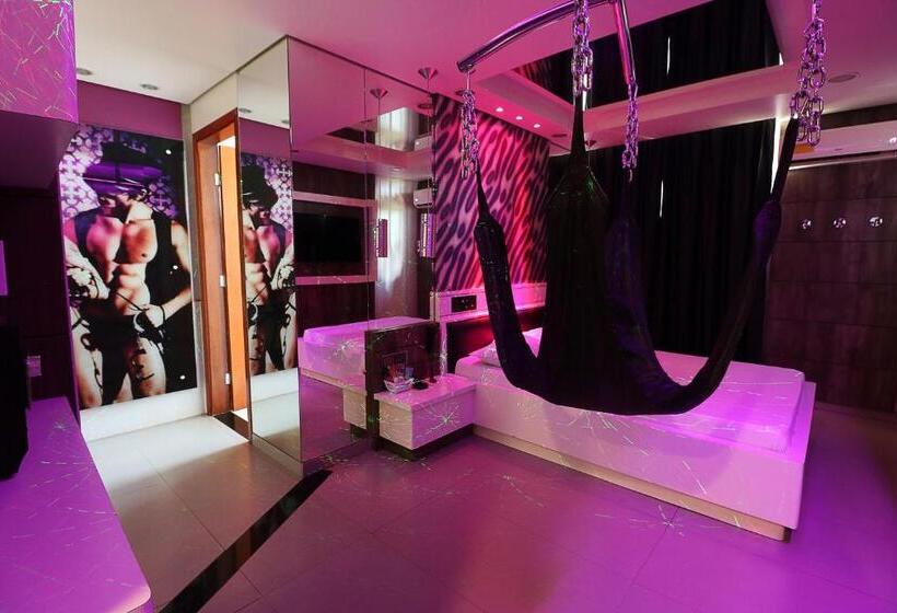 ハイドロマッサージバス付きスイート, Liberty Motel