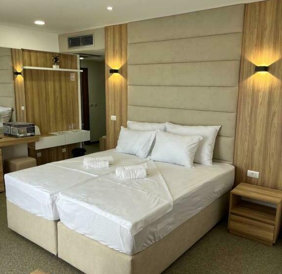 اتاق لوکس سه تخته, Lux Hotel M