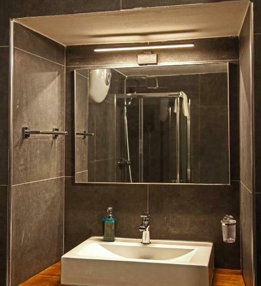 اتاق اکونومی, Palermo Alla Gancia