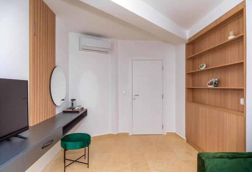 سوئیت با تخت بزرگ, Villa Blue Bay