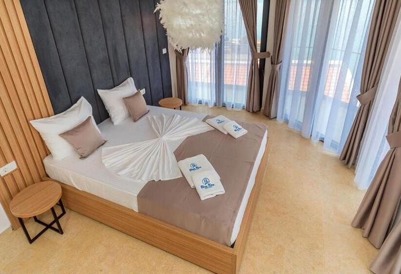 سوئیت با تخت بزرگ, Villa Blue Bay