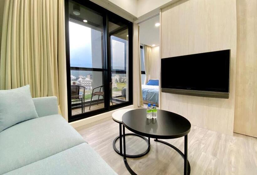 استودیو استاندارد با چشمانداز, 海濱閣