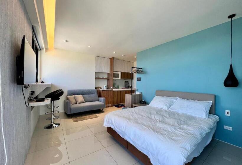 استودیوی استاندارد با چشمانداز دریا, 海濱閣