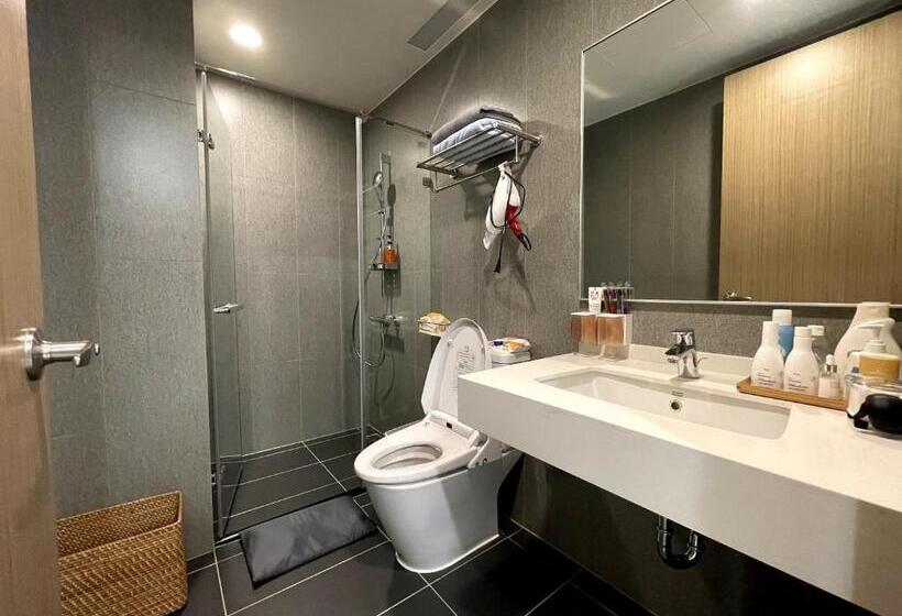 استودیو استاندارد با چشمانداز, 海濱閣