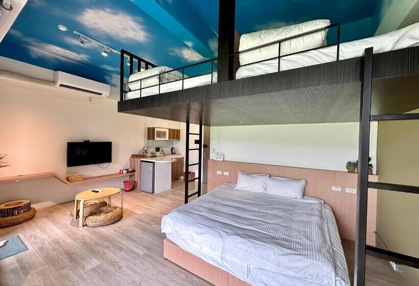 استودیو خانوادگی, 海濱閣