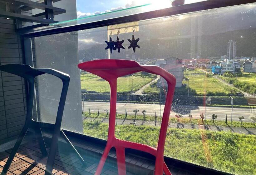 استودیو استاندارد با چشمانداز, 海濱閣