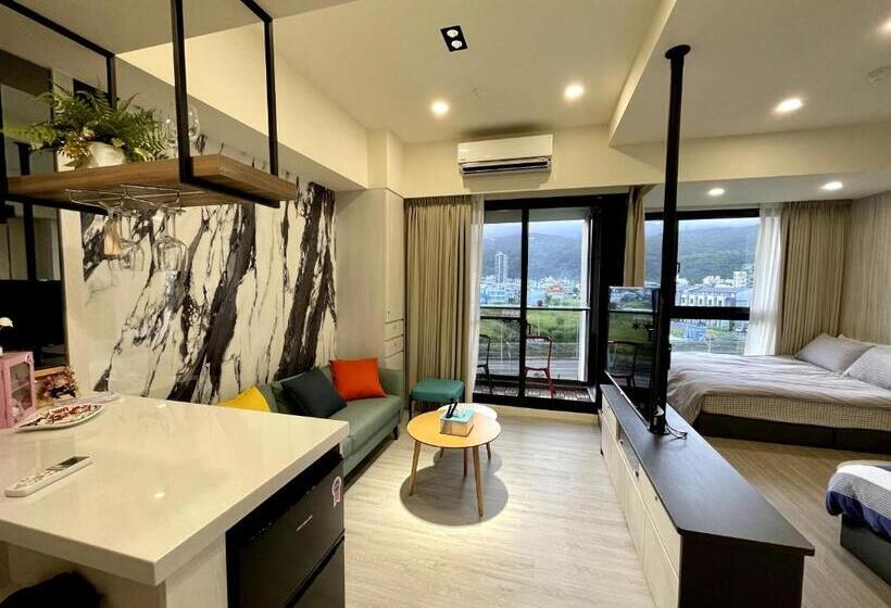 استودیو استاندارد با چشمانداز, 海濱閣