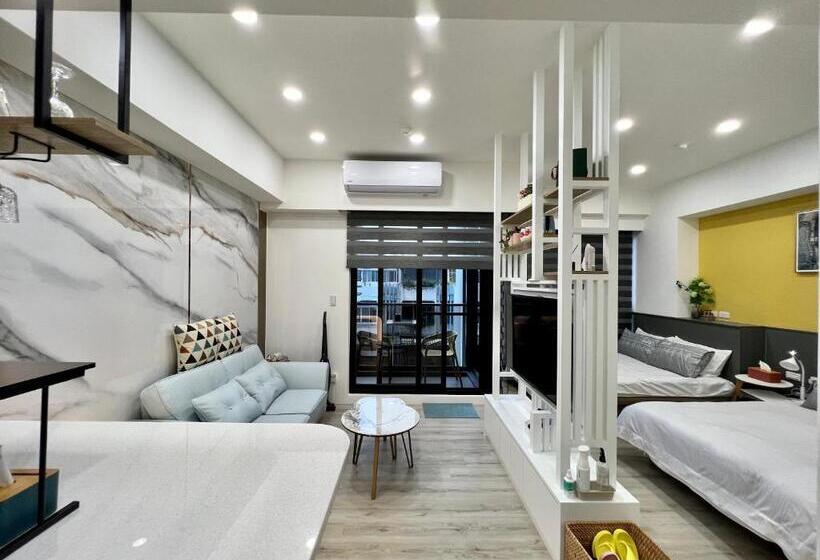 استودیو استاندارد با بالکن, 海濱閣