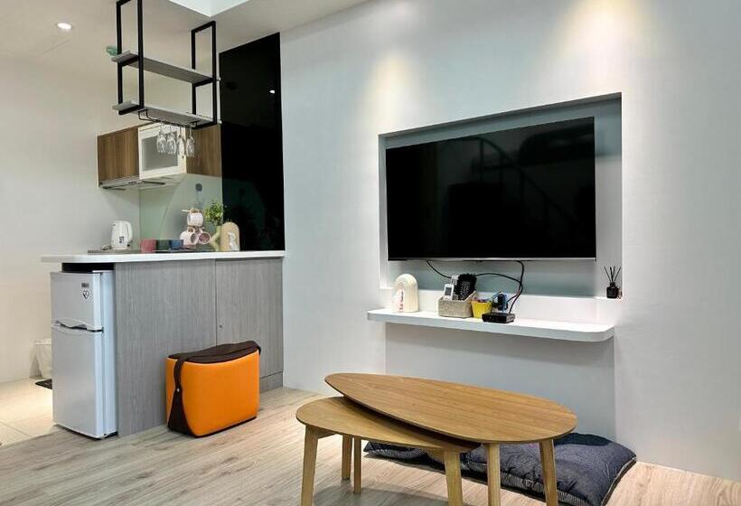 استودیو خانوادگی, 海濱閣