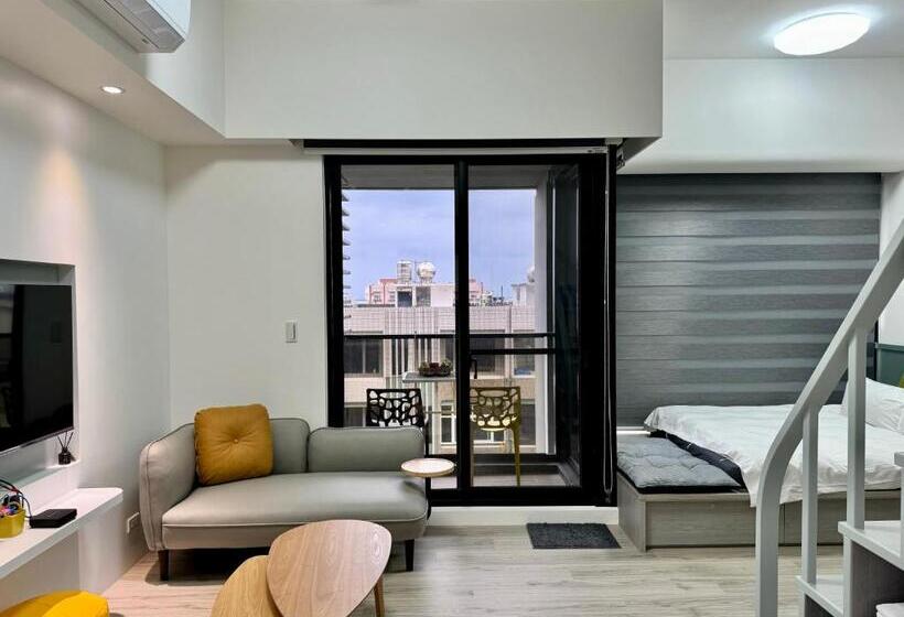 استودیو خانوادگی, 海濱閣