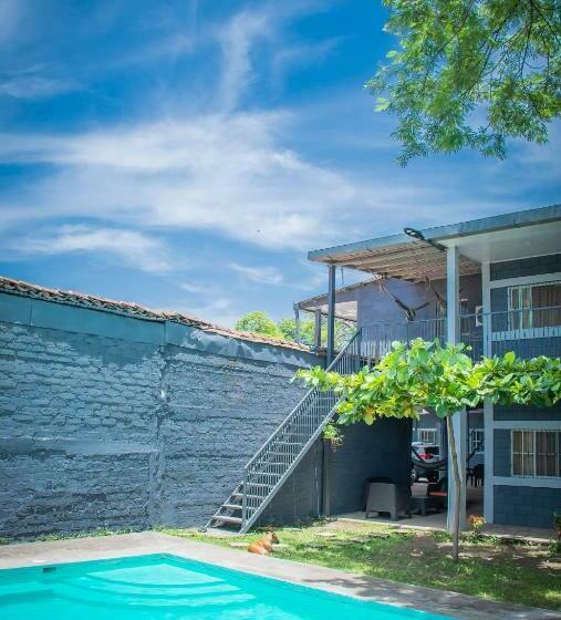 اتاق لوکس, Hostal Don Luis