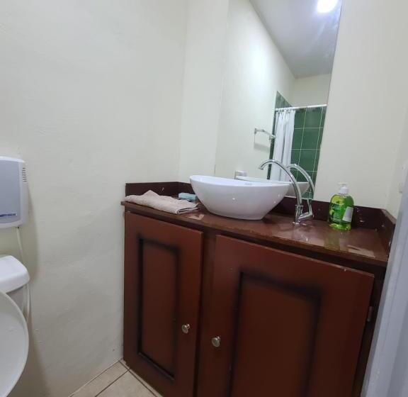 اتاق لوکس, Hostal Don Luis