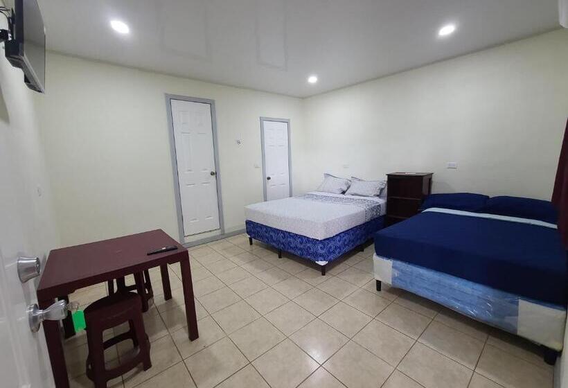 اتاق لوکس, Hostal Don Luis