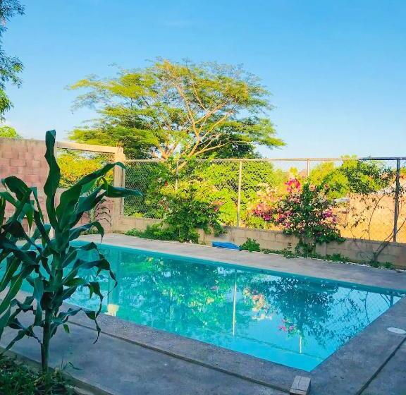 اتاق استاندارد سه نفره, Hostal Don Luis