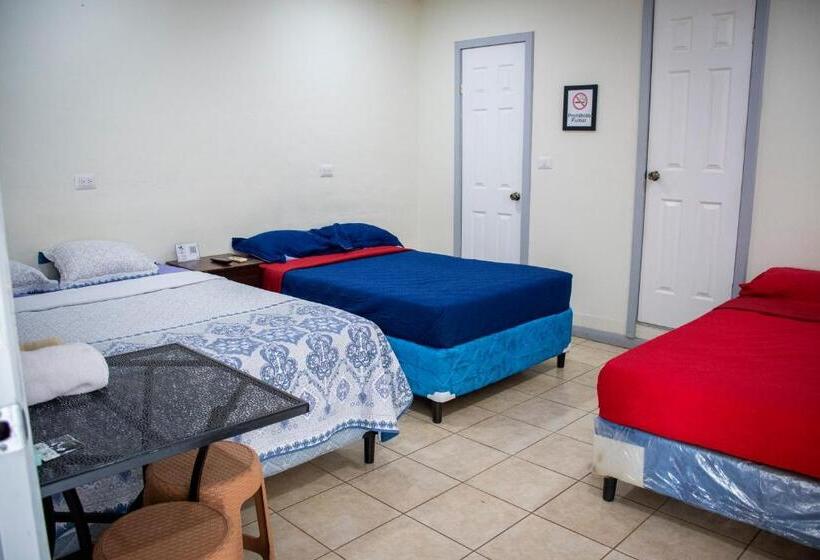 اتاق استاندارد سه نفره, Hostal Don Luis