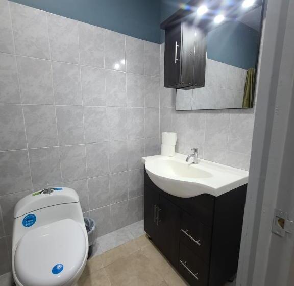 اتاق خانوادگی, Hostal Don Luis