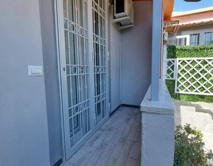 آپارتمان 1 خوابه با تراس, La Dimora Di Rosy