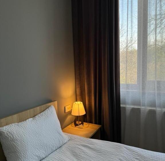 اتاق استاندارد, Shanshe