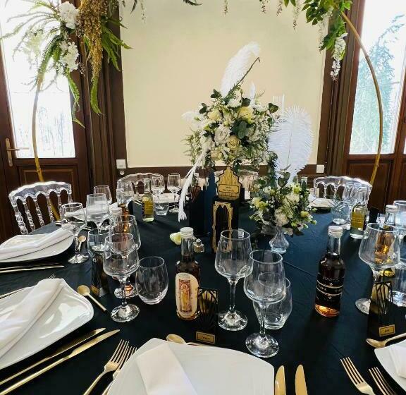 디럭스 4인 룸, Château De Crènille