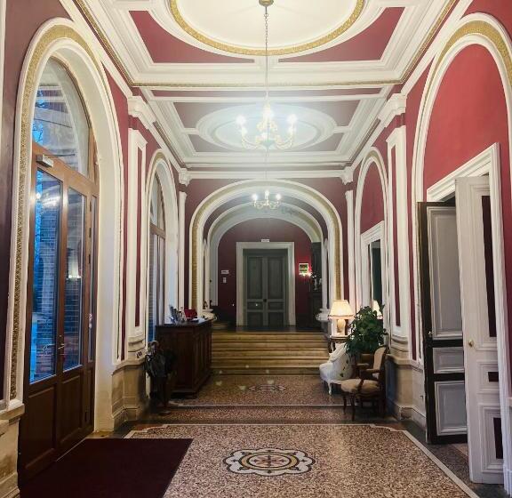 Четырехместный Номер Deluxe, Château De Crènille