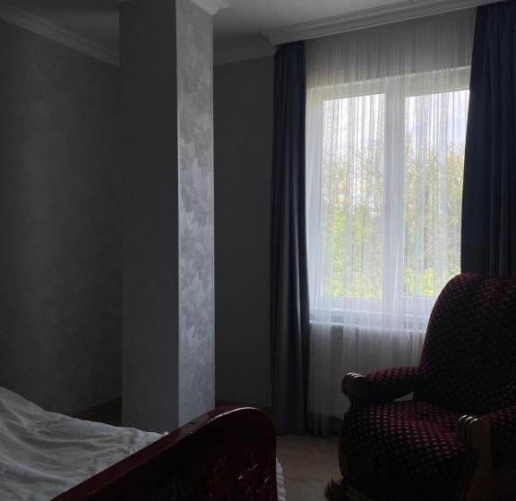 اتاق استاندارد, Zaali S Wine Cellar